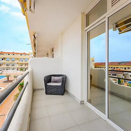 Marina Paraiso 1 Bedroom Апартаменты *