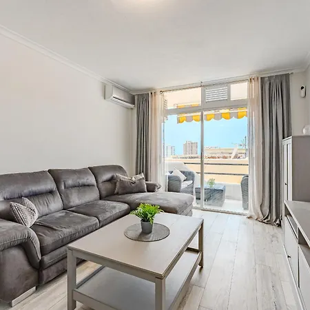 Marina Paraiso 1 Bedroom Адехе