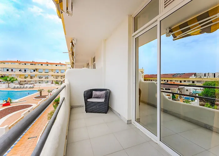 Marina Paraiso 1 Bedroom Апартаменты *