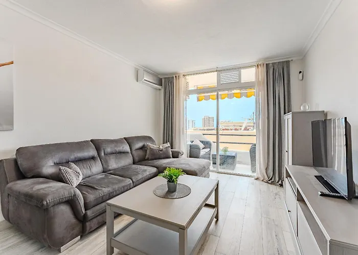 Marina Paraiso 1 Bedroom Адехе